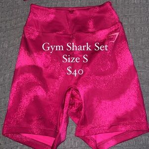 Gym Shark Set!
